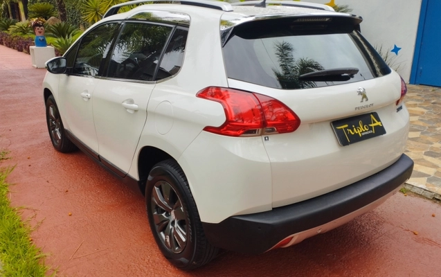 imagem-https://www.socarrao.com.br/sc-vehicle-images-prod/868683/1785416239518-MlayVaRoLohnGz2ff7vfHOHgjJcKG3s2.jpg