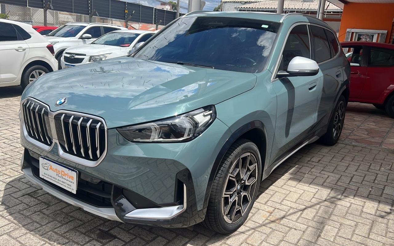 BMW X1 SDRIVE 20i X-Line 2.0 TB Aut. na cor Cinza em Curitiba / PR - 868821