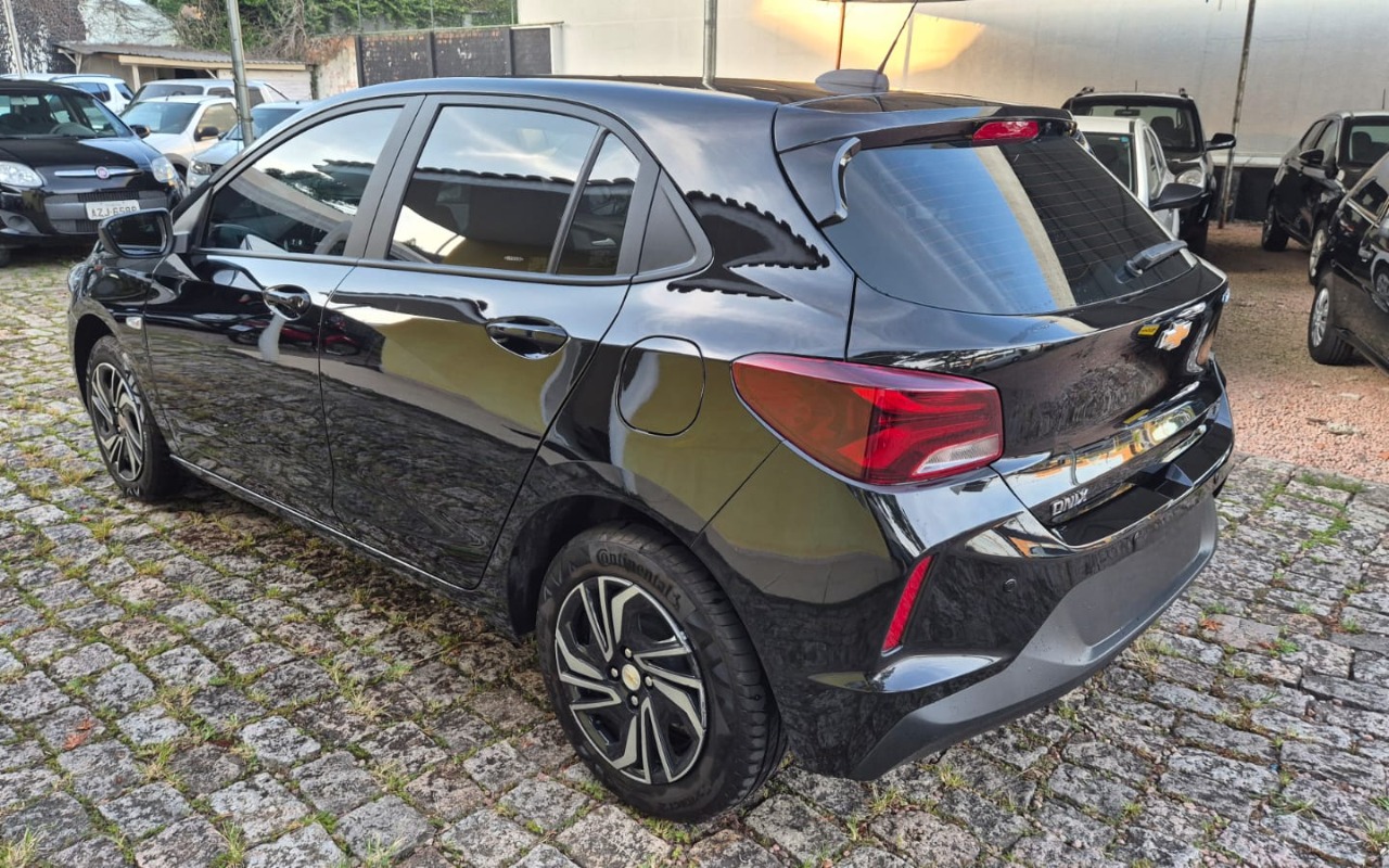 imagem-https://www.socarrao.com.br/sc-vehicle-images-prod/869190/1771615197025-V2hhdHNBcHAgSW1hZ2UgMjAyNi0wMi0xOSBhdCAxOC4zNC41NiAoMSkuanBlZw.jpeg