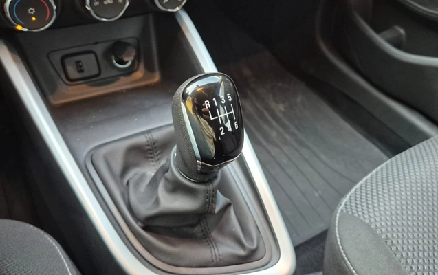 imagem-https://www.socarrao.com.br/sc-vehicle-images-prod/869190/1771615197847-V2hhdHNBcHAgSW1hZ2UgMjAyNi0wMi0xOSBhdCAxOC4zNS4zNi5qcGVn.jpeg
