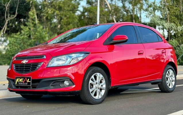imagem-https://www.socarrao.com.br/sc-vehicle-images-prod/869270/1780320368775-472fa234c24941d483d8ec08a789e0cd_1778765030381.jpeg