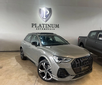 Audi Q3 2025 Cinza — foto 1 de 3