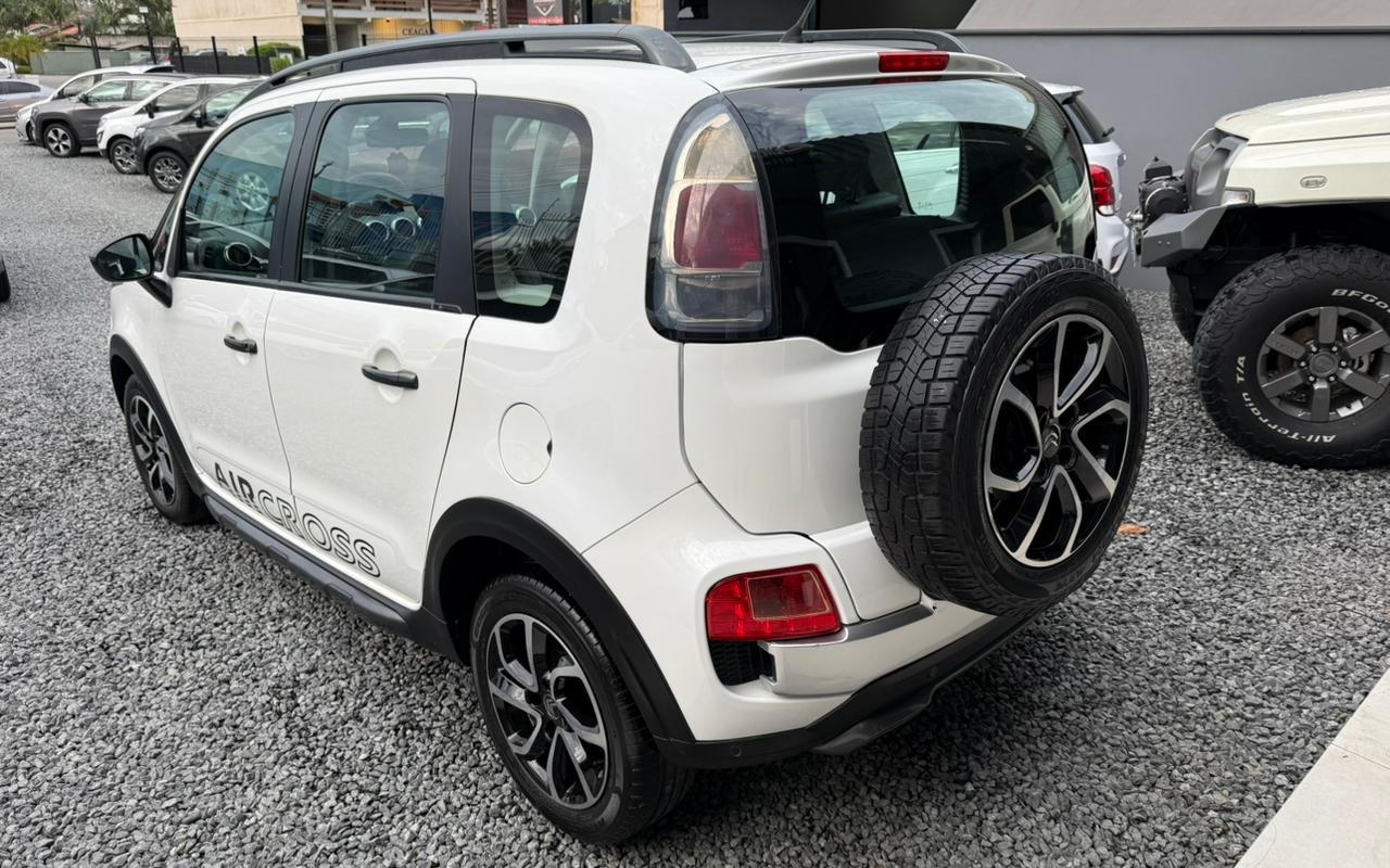 imagem-https://www.socarrao.com.br/sc-vehicle-images-prod/870432/1771680226359-V2hhdHNBcHAgSW1hZ2UgMjAyNi0wMi0yMCBhdCAxOC4xMi4zOC5qcGVn.jpeg