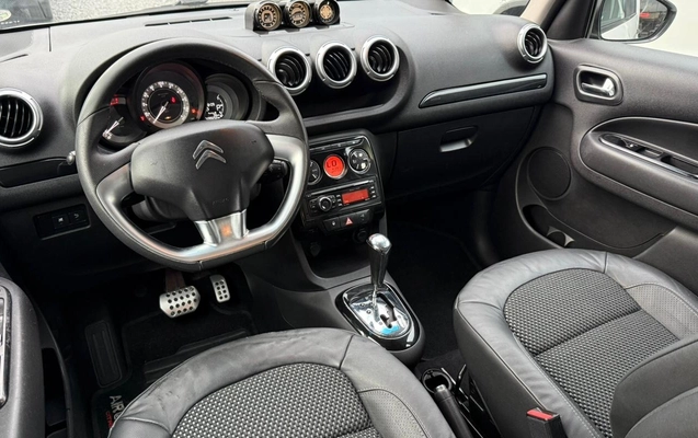 imagem-https://www.socarrao.com.br/sc-vehicle-images-prod/870432/1771680226461-V2hhdHNBcHAgSW1hZ2UgMjAyNi0wMi0yMCBhdCAxOC4xMi40MS5qcGVn.jpeg