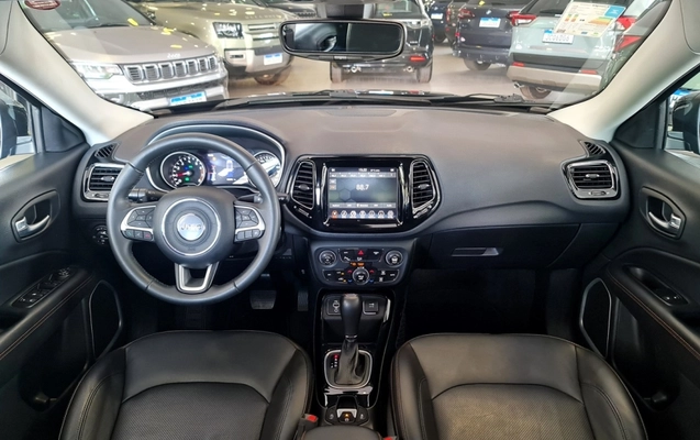 imagem-https://www.socarrao.com.br/sc-vehicle-images-prod/870439/1789237705109-VpWclBF6CCkbKTTzKnbh3i5hhKzogF41.jpg