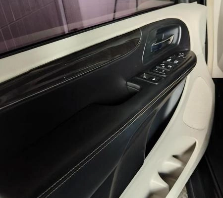 imagem-https://www.socarrao.com.br/sc-vehicle-images-prod/870571/1782842031064-6821537_11_B_4c2533ac69.jpeg