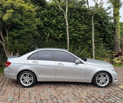 Mercedes-Benz C-180 2012 Prata — foto 1 de 3