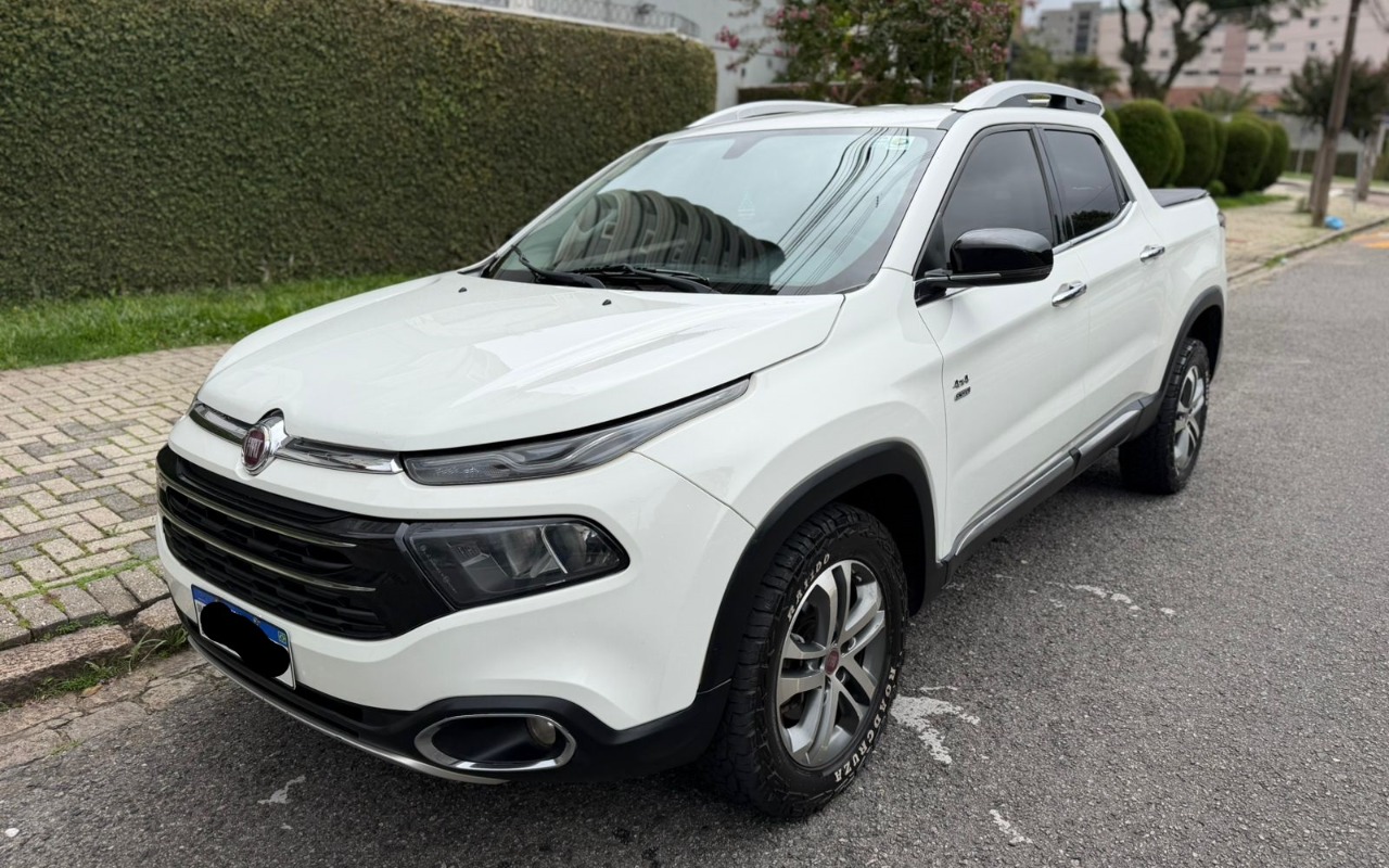 Fiat Toro Volcano 2.0 16V 4x4 TB Diesel Aut. na cor Branco em Curitiba / PR - 871041