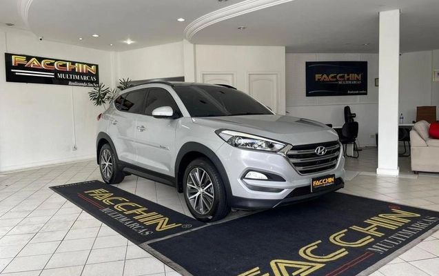 imagem-https://www.socarrao.com.br/sc-vehicle-images-prod/871044/1789148764342-7827713_10_B_30fe2c3c97.jpeg