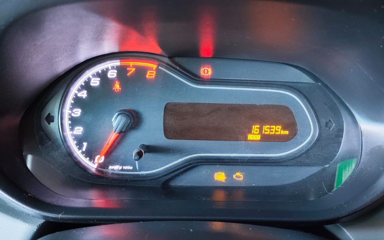 imagem-https://www.socarrao.com.br/sc-vehicle-images-prod/871335/1771714965222-V2hhdHNBcHAgSW1hZ2UgMjAyNi0wMi0yMSBhdCAxOS41OS40NiAoMikuanBlZw.jpeg