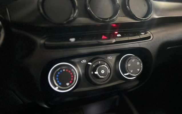 imagem-https://www.socarrao.com.br/sc-vehicle-images-prod/871695/1790519815879-7785279_0_B_1e6be80720.jpeg