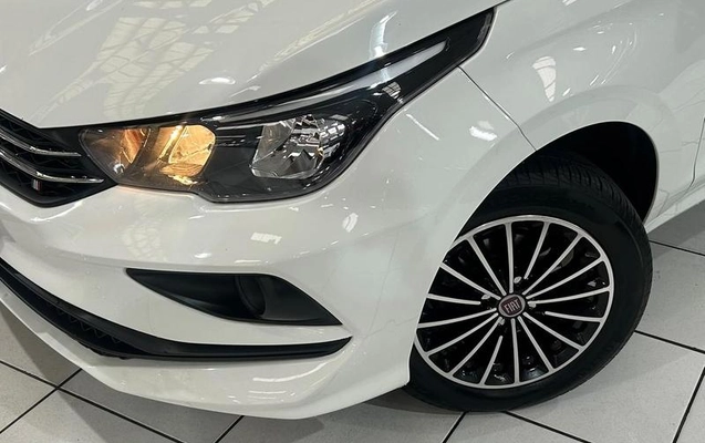 imagem-https://www.socarrao.com.br/sc-vehicle-images-prod/871695/1790519815891-7785279_16_B_f25bf588fc.jpeg