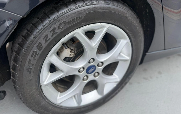 imagem-https://www.socarrao.com.br/sc-vehicle-images-prod/872888/1771852351223-4f174edbd5f0477b9bebb2b420ee832f_1771852295663.jpeg