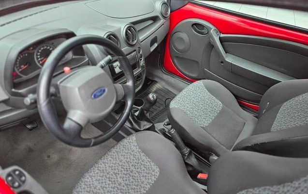 imagem-https://www.socarrao.com.br/sc-vehicle-images-prod/872895/1791296007067-7829028_7_B_8153255c8b.jpeg