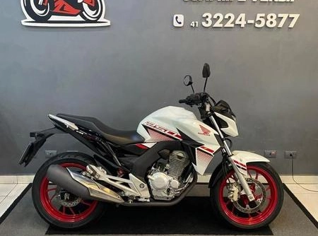 Honda CB 250 TWISTER/FLEXONE 2022 Branco — foto 1 de 3