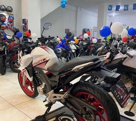 imagem-https://www.socarrao.com.br/sc-vehicle-images-prod/873757/1777398931127-7810884_1_B_6e4aaeb98a.jpeg
