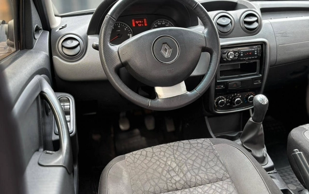 imagem-https://www.socarrao.com.br/sc-vehicle-images-prod/874055/1771871380384-3f33b05fb3b14918aca7f225bc0b1bc7_1771871318266.jpeg
