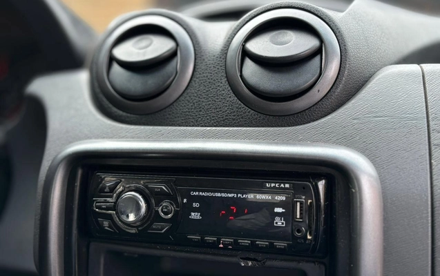 imagem-https://www.socarrao.com.br/sc-vehicle-images-prod/874055/1771871380386-eebea82c948c455c905223f6ed435ad7_1771871320615.jpeg