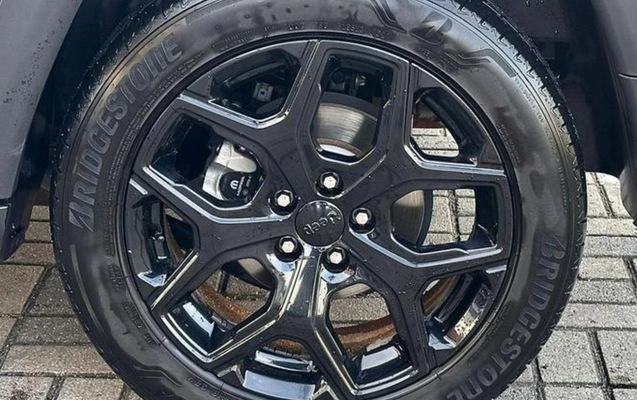 imagem-https://www.socarrao.com.br/sc-vehicle-images-prod/874253/1771873771244-NzgyODIyNV8xMl9CX2RkODdiNGY4MjMuanBlZw.jpeg