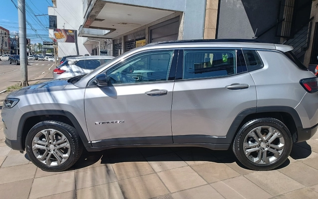 imagem-https://www.socarrao.com.br/sc-vehicle-images-prod/874300/1771874739222-SU1HXzIwMjYwMjIzXzEwMDMyMi5qcGc.jpg