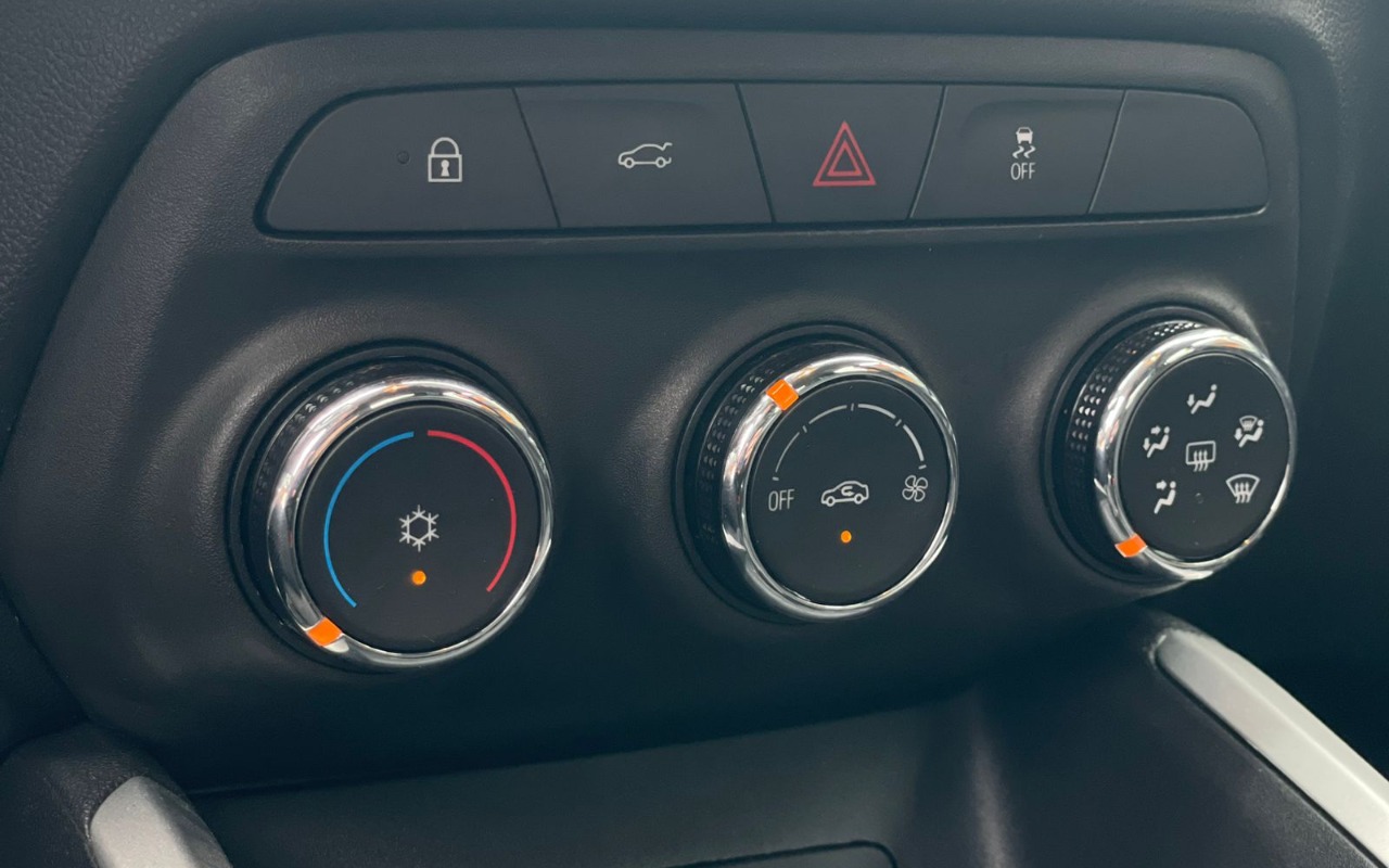 imagem-https://www.socarrao.com.br/sc-vehicle-images-prod/874384/1771875917363-V2hhdHNBcHAgSW1hZ2UgMjAyNi0wMi0yMyBhdCAxNi4yNS4xOCAoNSkuanBlZw.jpeg