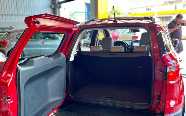 imagem-https://www.socarrao.com.br/sc-vehicle-images-prod/874810/1771879549196-49c20fe7-a4a4-491f-b00a-6630d529cd3e.jpg