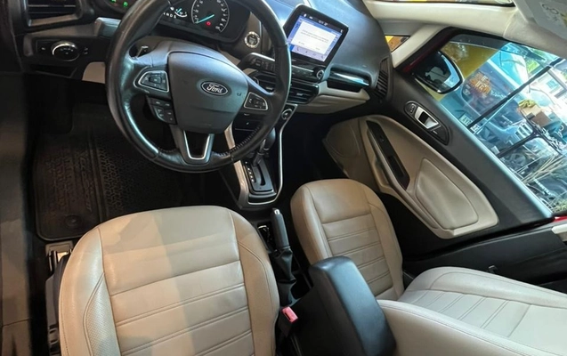 imagem-https://www.socarrao.com.br/sc-vehicle-images-prod/874810/1771879549202-786ff361-79ae-4134-8aca-99b290ffe92c.jpg