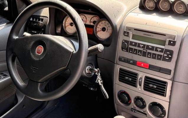imagem-https://www.socarrao.com.br/sc-vehicle-images-prod/875782/1789591460549-7823224_6_B_0e321d6eea.jpeg