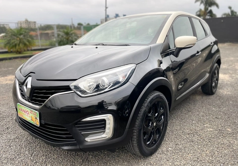Renault Captur 2018 Preto — foto 1 de 3