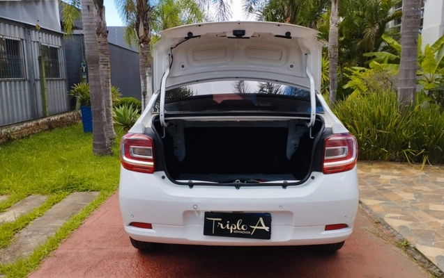 imagem-https://www.socarrao.com.br/sc-vehicle-images-prod/876371/1785416566511-ut6sZzxTfdgSa11CwP2Uhu5Ct7f58OqE.jpg
