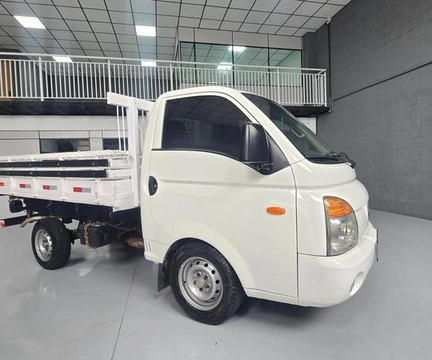 Hyundai HR 2.5 4WD Diesel 2012 Prata — foto 1 de 3