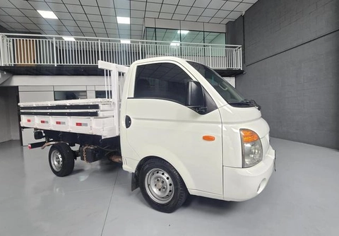 Hyundai HR 2.5 4WD Diesel 2012 Prata — foto 1 de 3