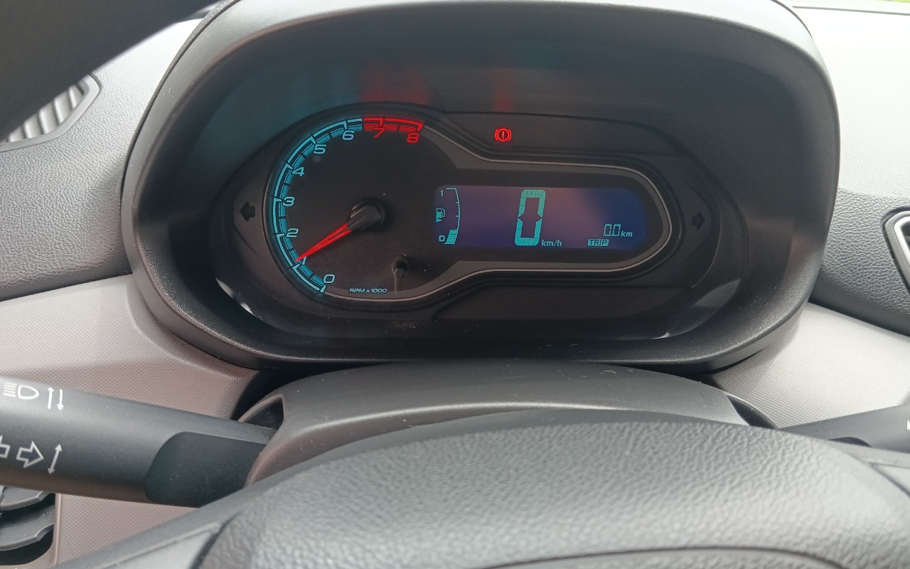 imagem-https://www.socarrao.com.br/sc-vehicle-images-prod/876694/1771958817540-SU1HXzIwMjUxMTAxXzEzMTQzNi5qcGc.jpg