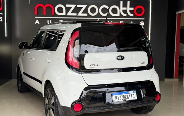 imagem-https://www.socarrao.com.br/sc-vehicle-images-prod/876738/1771940847361-003_15a1fb99819eee68a8cd2134f3f44c0f.jpeg