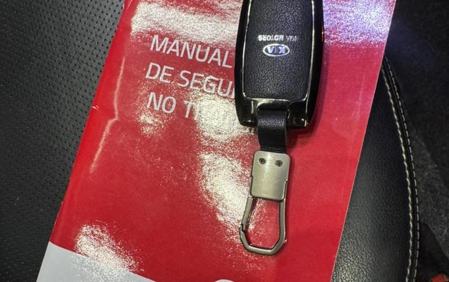 imagem-https://www.socarrao.com.br/sc-vehicle-images-prod/876738/1771940847376-003_e552751475c10bd3b0f2750bc7a12c0e.jpeg