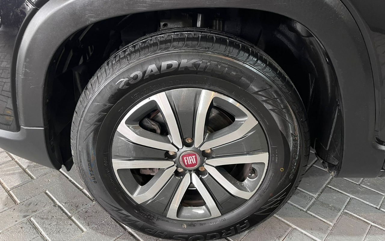 imagem-https://www.socarrao.com.br/sc-vehicle-images-prod/876818/1771942070385-MTMuanBlZw.jpeg