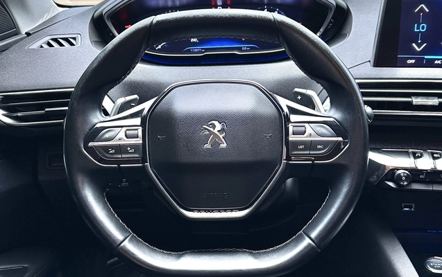 imagem-https://www.socarrao.com.br/sc-vehicle-images-prod/876899/1771943612012-6_074224.jpg