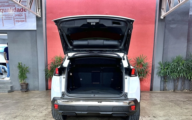 imagem-https://www.socarrao.com.br/sc-vehicle-images-prod/876899/1771943612016-18_074225.jpg