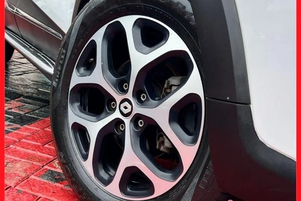 imagem-https://www.socarrao.com.br/sc-vehicle-images-prod/876976/1781092464521-7803080_5_B_af5d5c0501.jpg