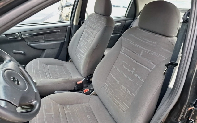 imagem-https://www.socarrao.com.br/sc-vehicle-images-prod/876999/1771945876800-OC5qcGc.jpg