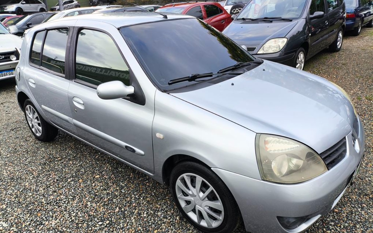 imagem-https://www.socarrao.com.br/sc-vehicle-images-prod/877356/1773408805824-SU1HXzIwMjYwMzEyXzE3NDgyOSAoQ29weSkuanBn.jpg