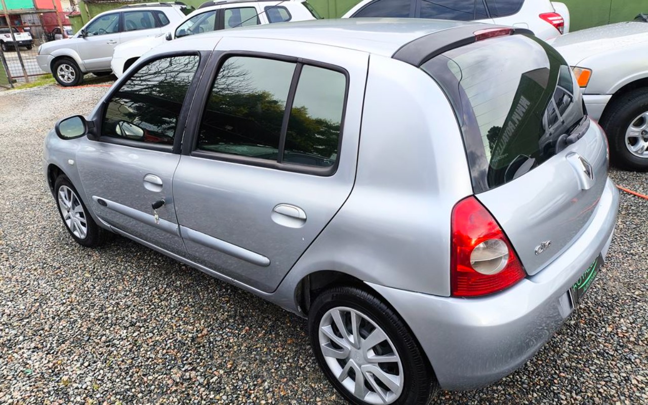 imagem-https://www.socarrao.com.br/sc-vehicle-images-prod/877356/1773408805974-SU1HXzIwMjYwMzEyXzE3NDg0OCAoQ29weSkuanBn.jpg