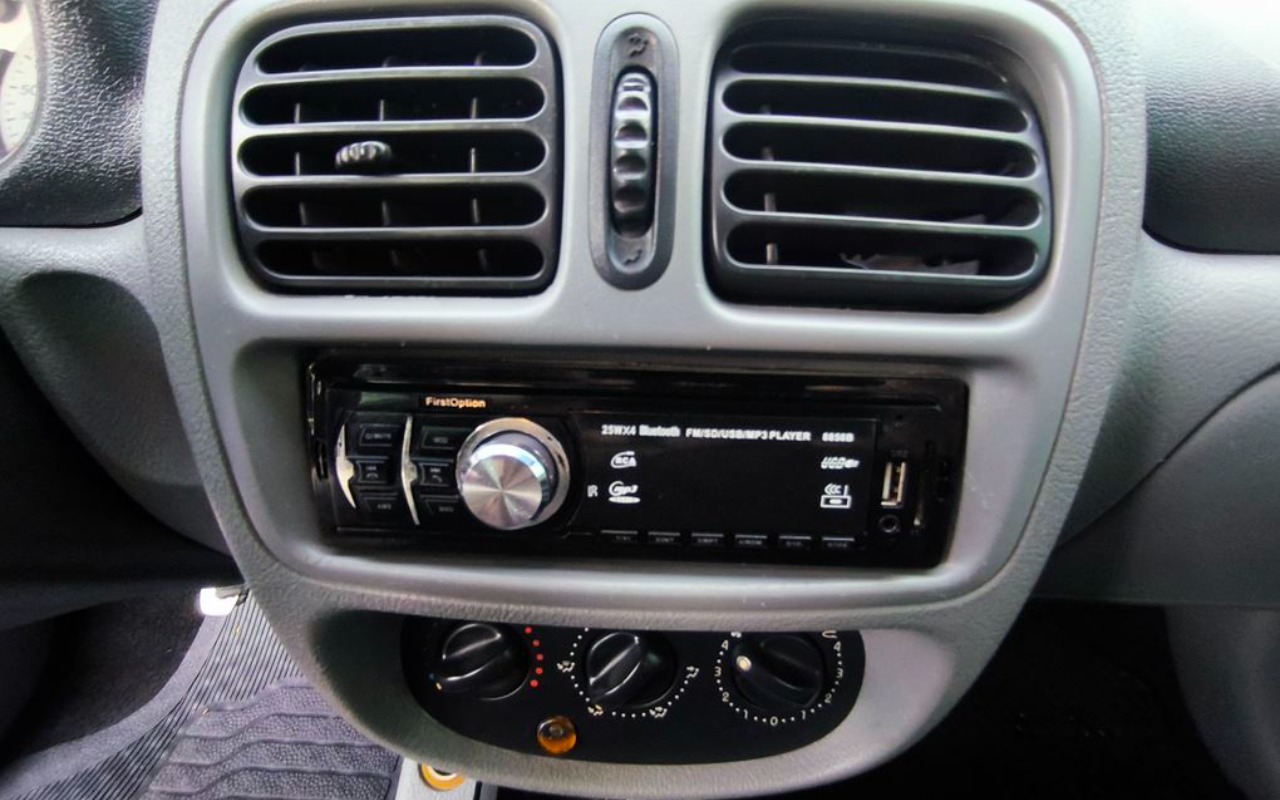 imagem-https://www.socarrao.com.br/sc-vehicle-images-prod/877356/1773408806566-SU1HXzIwMjYwMzEyXzE3NDk1MyAoQ29weSkuanBn.jpg