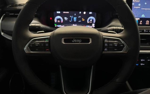 imagem-https://www.socarrao.com.br/sc-vehicle-images-prod/877403/1789074230048-7830002_3_B_93a475cbdb.jpeg