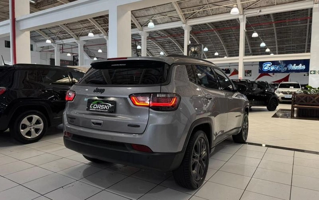 imagem-https://www.socarrao.com.br/sc-vehicle-images-prod/877403/1789074230060-7830002_16_B_89c79a7d2e.jpeg