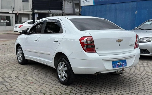 imagem-https://www.socarrao.com.br/sc-vehicle-images-prod/877645/1789392219998-7835560_3_B_a15f7017c5.jpeg