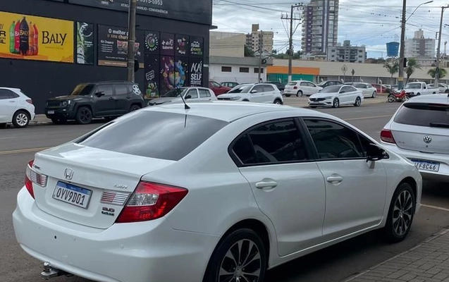 imagem-https://www.socarrao.com.br/sc-vehicle-images-prod/877728/1775052529269-gb-015c1ae.jpeg
