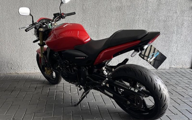imagem-https://www.socarrao.com.br/sc-vehicle-images-prod/877748/1789568786183-7835677_13_B_31219a24d5.jpeg