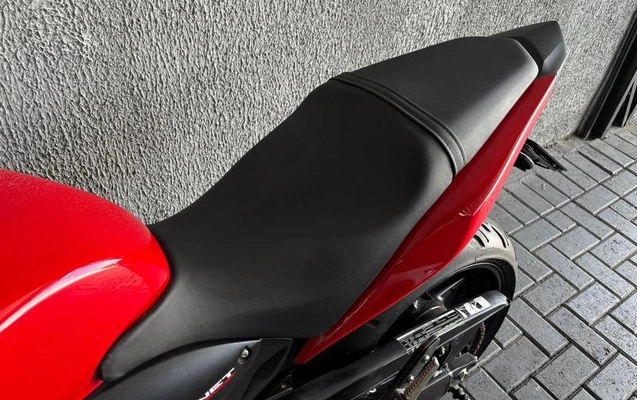 imagem-https://www.socarrao.com.br/sc-vehicle-images-prod/877748/1789568786197-7835677_14_B_106b80563a.jpeg
