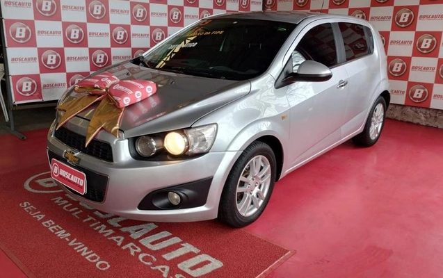 imagem-https://www.socarrao.com.br/sc-vehicle-images-prod/878036/1780315233307-6209168_9_B_e49689b2a6.jpeg